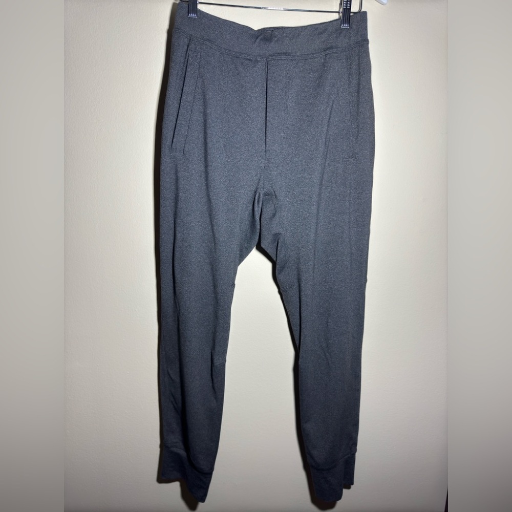Lululemon Intent Jogger *30"
Heathered Nautical Navy
